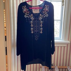 Black velvet Johnny Was embroidered tunic